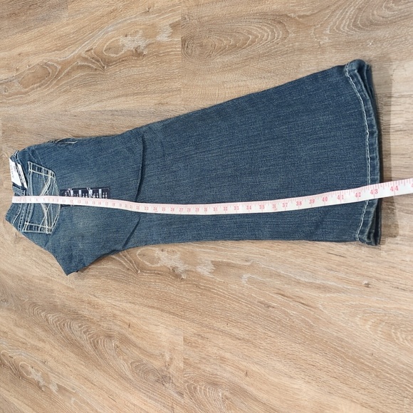 💙❤️ Ariat Women's Classic Blue Mid Rise Straight Jeans size 28R 💙❤️ - Picture 8 of 13